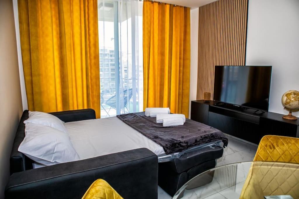 Stylish Seafront Spinola Apartment St. Julian's Exterior foto