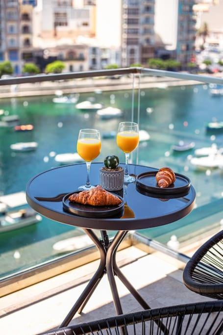 Stylish Seafront Spinola Apartment St. Julian's Exterior foto